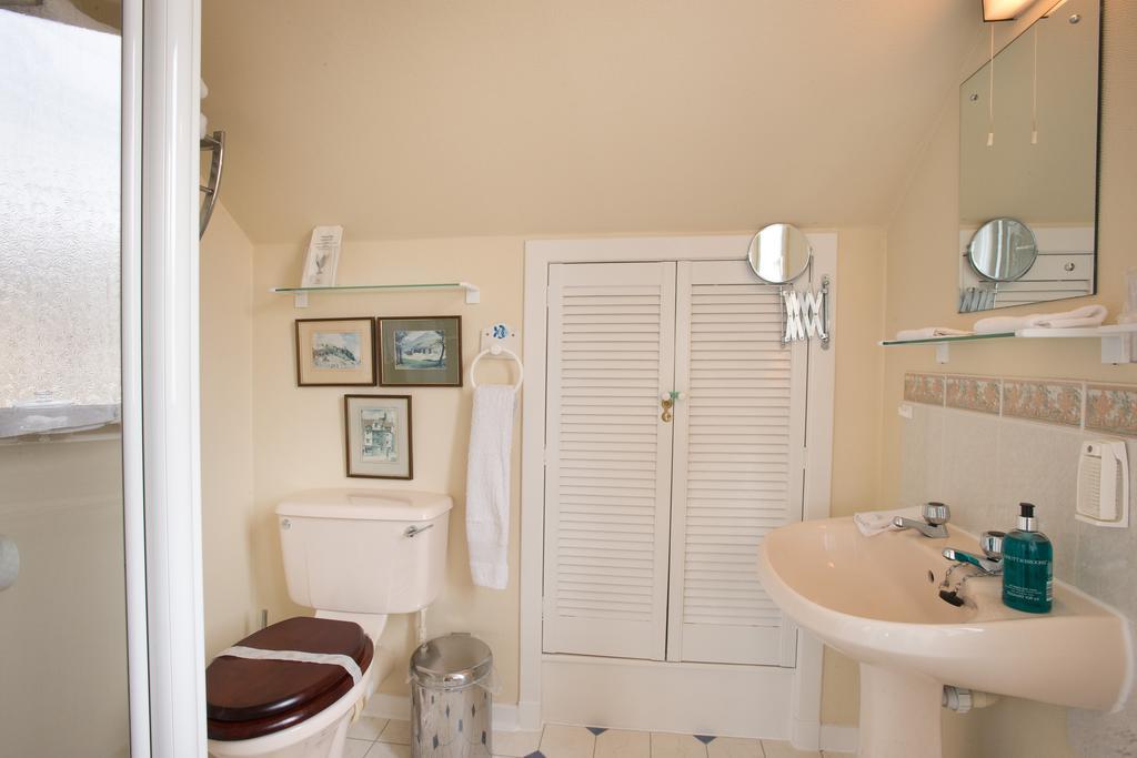 セント・アンドルーズ Braeside House Bed & Breakfast エクステリア 写真